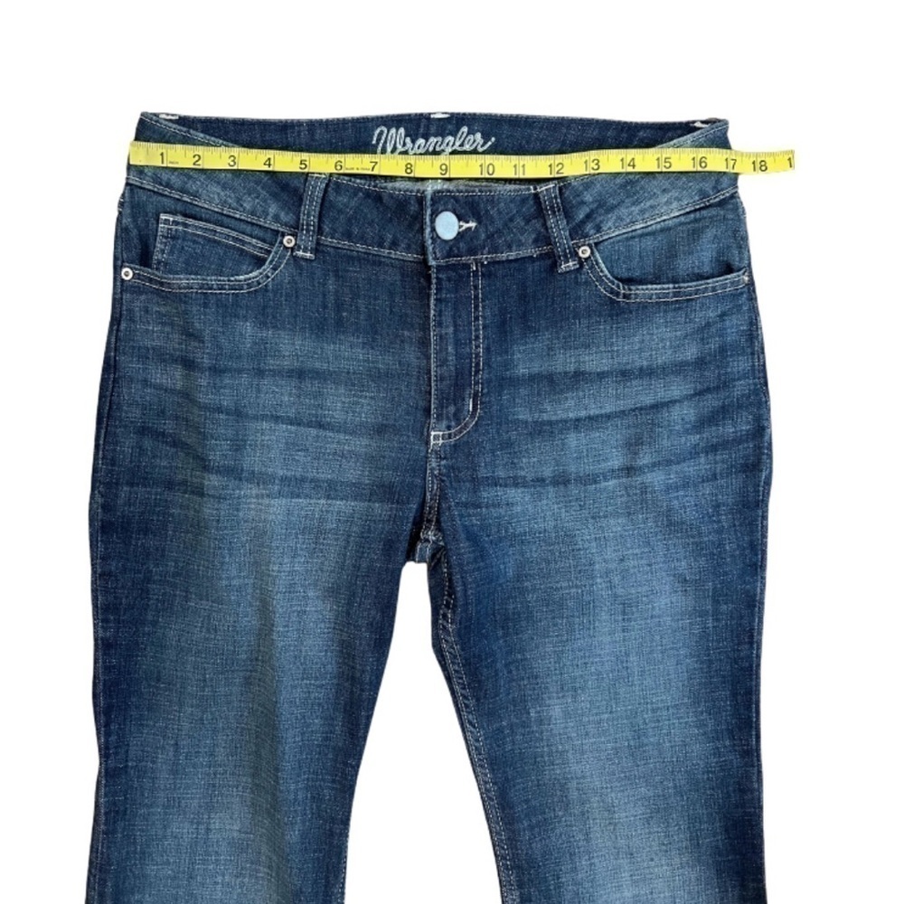 Wrangler Women’s Boot Cut Jeans Size 13x32 - Picture 5 of 9